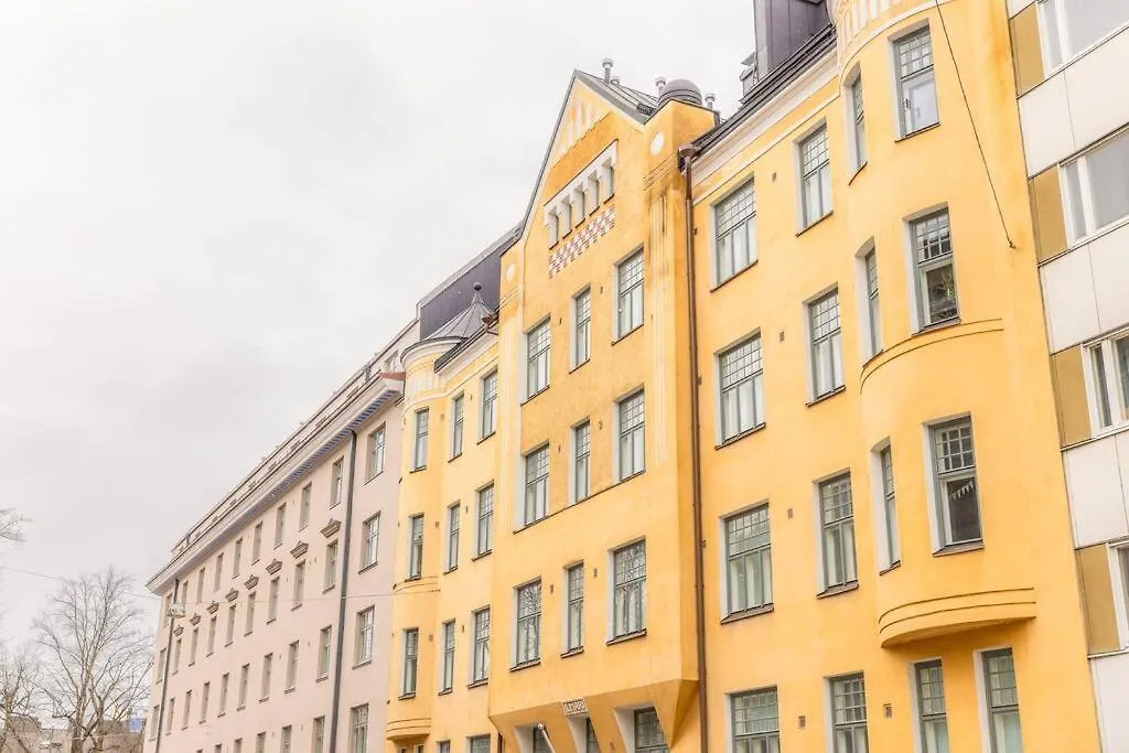 Downtown Light-Filled Retreat Apartment Helsinki